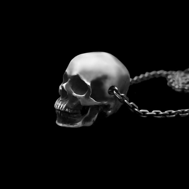 Hanging Skull ﻿